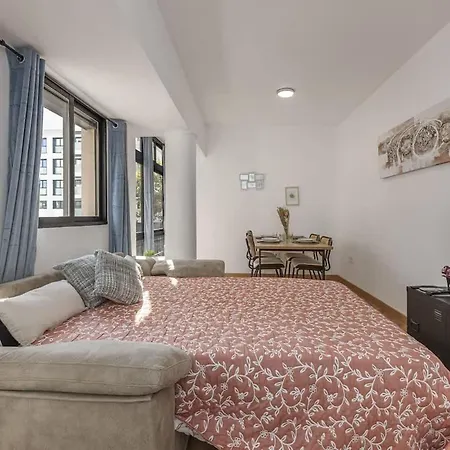 Apto En El Corazón De *