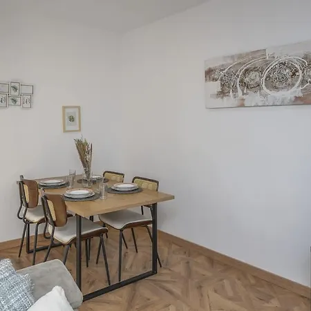 Apto En El Corazón De Apartamento